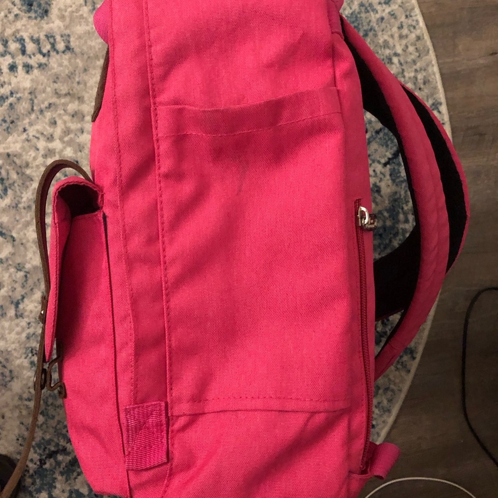Back pack - Picture 3 of 6